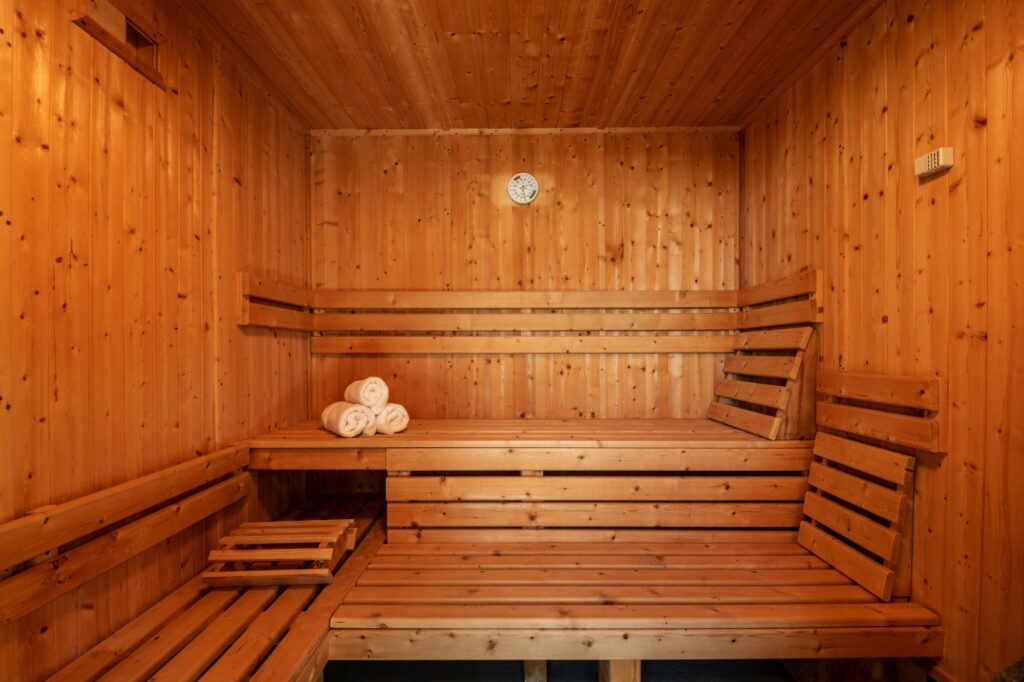 6Hot tub gallery